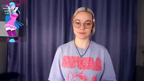 Charlie 18yo online show from 11/24/25, 06:13