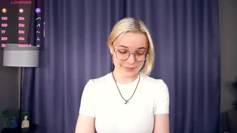 Charlie 18yo online show from 12/04/25, 05:39