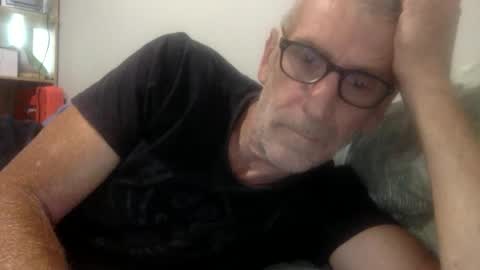 Snapshot of deanofflove221000 chatting on 12/05/25, 12:52 deanofflove221000 online show from 12/05/25, 12:52