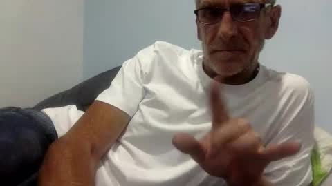 Snapshot of deanofflove221000 chatting on 02/08/26, 12:08 deanofflove221000 online show from 02/08/26, 12:08