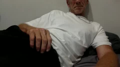 Snapshot of deanofflove221000 chatting on 03/06/26, 06:59 deanofflove221000 online show from 03/06/26, 06:59