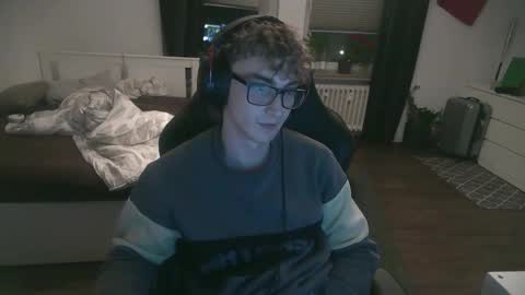 Dean online show from 11/18/25, 09:41