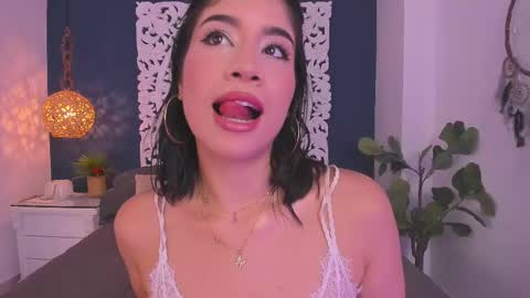 Snapshot of deaqadesh chatting on 03/10/25, 08:12 deaqadesh online show from 03/10/25, 08:12