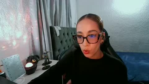 Snapshot of dear_juliet chatting on 07/11/26, 01:08 Juliet online show from 07/11/26, 01:08
