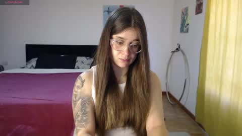 Snapshot of dearlilith6666 chatting on 04/22/26, 03:57 dearlilith6666 online show from 04/22/26, 03:57