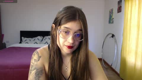 Snapshot of dearlilith6666 chatting on 05/15/26, 04:14 dearlilith6666 online show from 05/15/26, 04:14