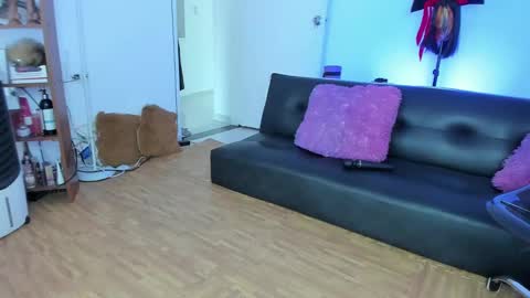 dearmilu28 online show from 02/10/25, 05:09