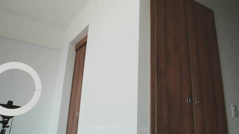 Snapshot of dearnina chatting on 04/01/26, 01:41 NINA 30OFF online show from 04/01/26, 01:41
