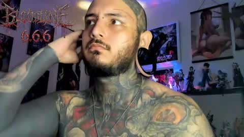    online show from 04/17/26, 07:06