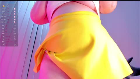 Snapshot of debbiewood chatting on 12/27/24, 06:35 DeboraDebbieDee online show from 12/27/24, 06:35