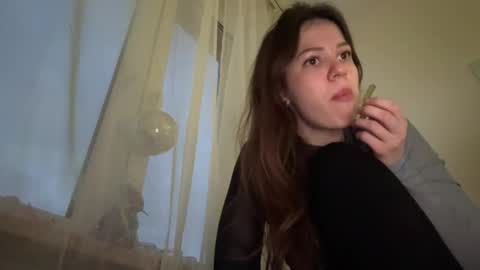 Snapshot of debbiii chatting on 02/19/26, 04:25 debbiii online show from 02/19/26, 04:25