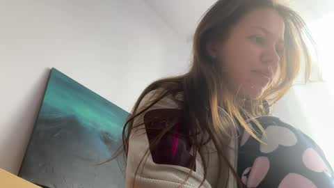 Snapshot of debbiii chatting on 04/26/26, 10:13 debbiii online show from 04/26/26, 10:13