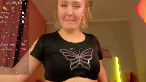 Cherry Pie online show from 12/19/25, 11:50