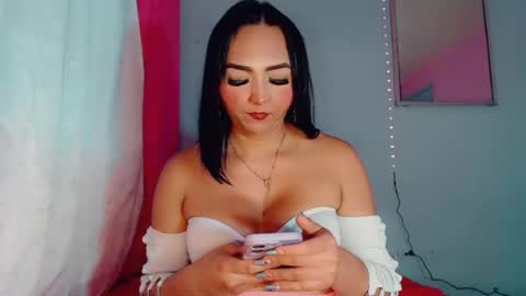 Snapshot of deboragill chatting on 06/16/26, 11:07 deboragill online show from 06/16/26, 11:07