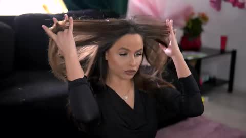 Snapshot of deborahlowe chatting on 03/13/26, 10:00 Tamara online show from 03/13/26, 10:00