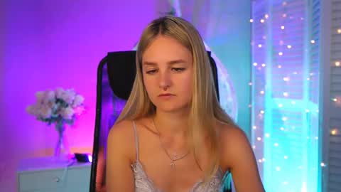 Snapshot of deboralarson chatting on 03/27/26, 03:12 Debora online show from 03/27/26, 03:12