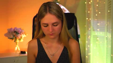 Snapshot of deboralarson chatting on 03/31/26, 02:46 Debora online show from 03/31/26, 02:46