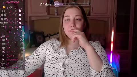 Snapshot of debramust chatting on 12/06/24, 10:52 debramust online show from 12/06/24, 10:52