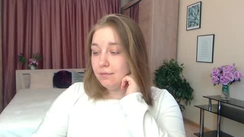 Snapshot of debramust chatting on 01/10/25, 12:58 debramust online show from 01/10/25, 12:58