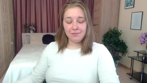 Snapshot of debramust chatting on 01/11/25, 02:41 debramust online show from 01/11/25, 02:41