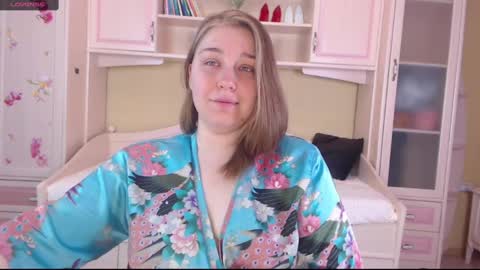 Snapshot of debramust chatting on 01/25/25, 10:50 debramust online show from 01/25/25, 10:50