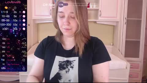 Snapshot of debramust chatting on 02/04/25, 09:10 debramust online show from 02/04/25, 09:10