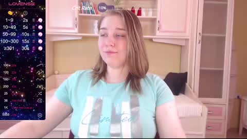 Snapshot of debramust chatting on 02/11/25, 11:01 debramust online show from 02/11/25, 11:01