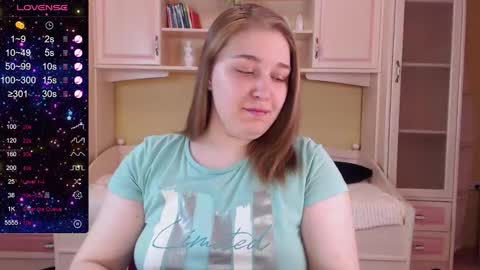 Snapshot of debramust chatting on 02/18/25, 07:19 debramust online show from 02/18/25, 07:19