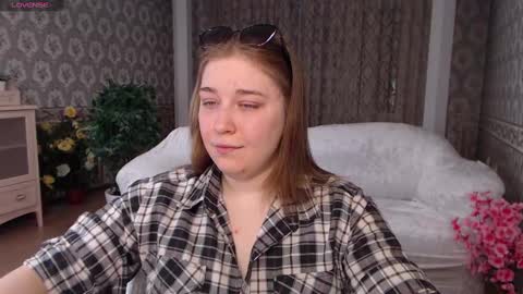 Snapshot of debramust chatting on 02/23/25, 01:10 debramust online show from 02/23/25, 01:10