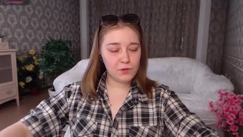 Snapshot of debramust chatting on 02/23/25, 04:13 debramust online show from 02/23/25, 04:13