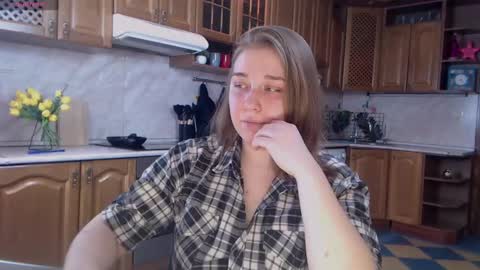 Snapshot of debramust chatting on 02/26/25, 01:19 debramust online show from 02/26/25, 01:19