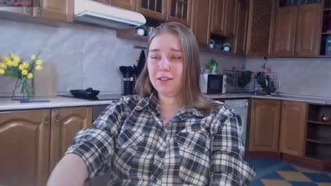 Snapshot of debramust chatting on 02/26/25, 07:49 debramust online show from 02/26/25, 07:49