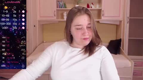 Snapshot of debramust chatting on 03/08/25, 06:37 debramust online show from 03/08/25, 06:37