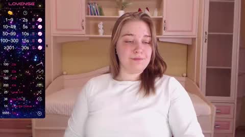 Snapshot of debramust chatting on 03/08/25, 09:51 debramust online show from 03/08/25, 09:51