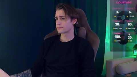 Snapshot of debugmee chatting on 03/20/26, 06:18 Samuel online show from 03/20/26, 06:18