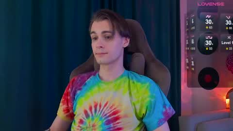 Snapshot of debugmee chatting on 04/04/26, 03:20 Samuel online show from 04/04/26, 03:20