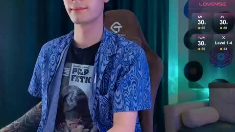 Snapshot of debugmee chatting on 04/15/26, 07:58 Samuel online show from 04/15/26, 07:58