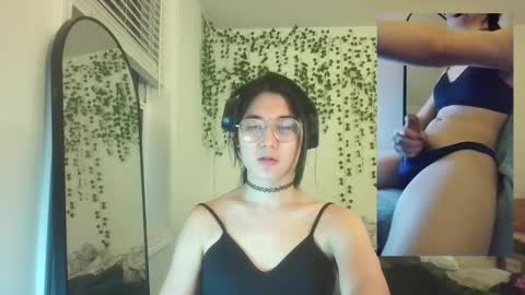 deciduousdoll online show from 10/26/25, 06:08