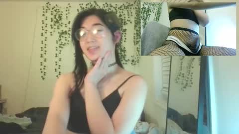 Snapshot of deciduousdoll chatting on 01/11/26, 06:18 deciduousdoll online show from 01/11/26, 06:18