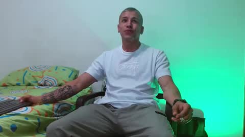 Santiago online show from 12/22/24, 01:45