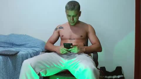 Santiago online show from 12/31/24, 10:56