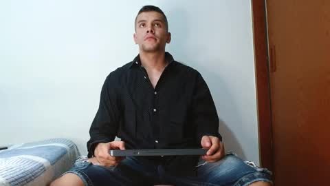 Santiago online show from 03/05/25, 02:46