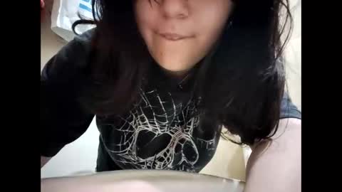 Snapshot of dededededead chatting on 11/09/25, 07:12 Dededededead online show from 11/09/25, 07:12