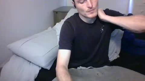 Snapshot of dee4dayz19 chatting on 11/01/25, 04:42 Dee4dayz online show from 11/01/25, 04:42