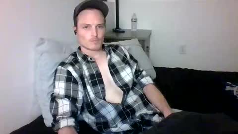 Snapshot of dee4dayz19 chatting on 12/01/25, 01:21 Dee4dayz online show from 12/01/25, 01:21