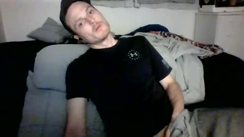 Snapshot of dee4dayz19 chatting on 07/05/26, 04:52 Dee4dayz online show from 07/05/26, 04:52