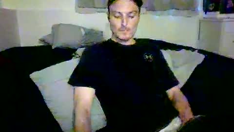 Snapshot of dee4dayz19 chatting on 07/06/26, 01:24 Dee4dayz online show from 07/06/26, 01:24