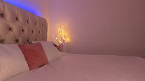 Snapshot of dee_nise chatting on 12/21/24, 08:43 Denise online show from 12/21/24, 08:43