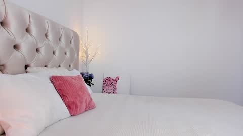 Snapshot of dee_nise chatting on 01/26/25, 12:01 Denise online show from 01/26/25, 12:01