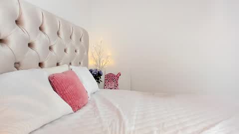 Snapshot of dee_nise chatting on 02/20/25, 01:40 Denise online show from 02/20/25, 01:40